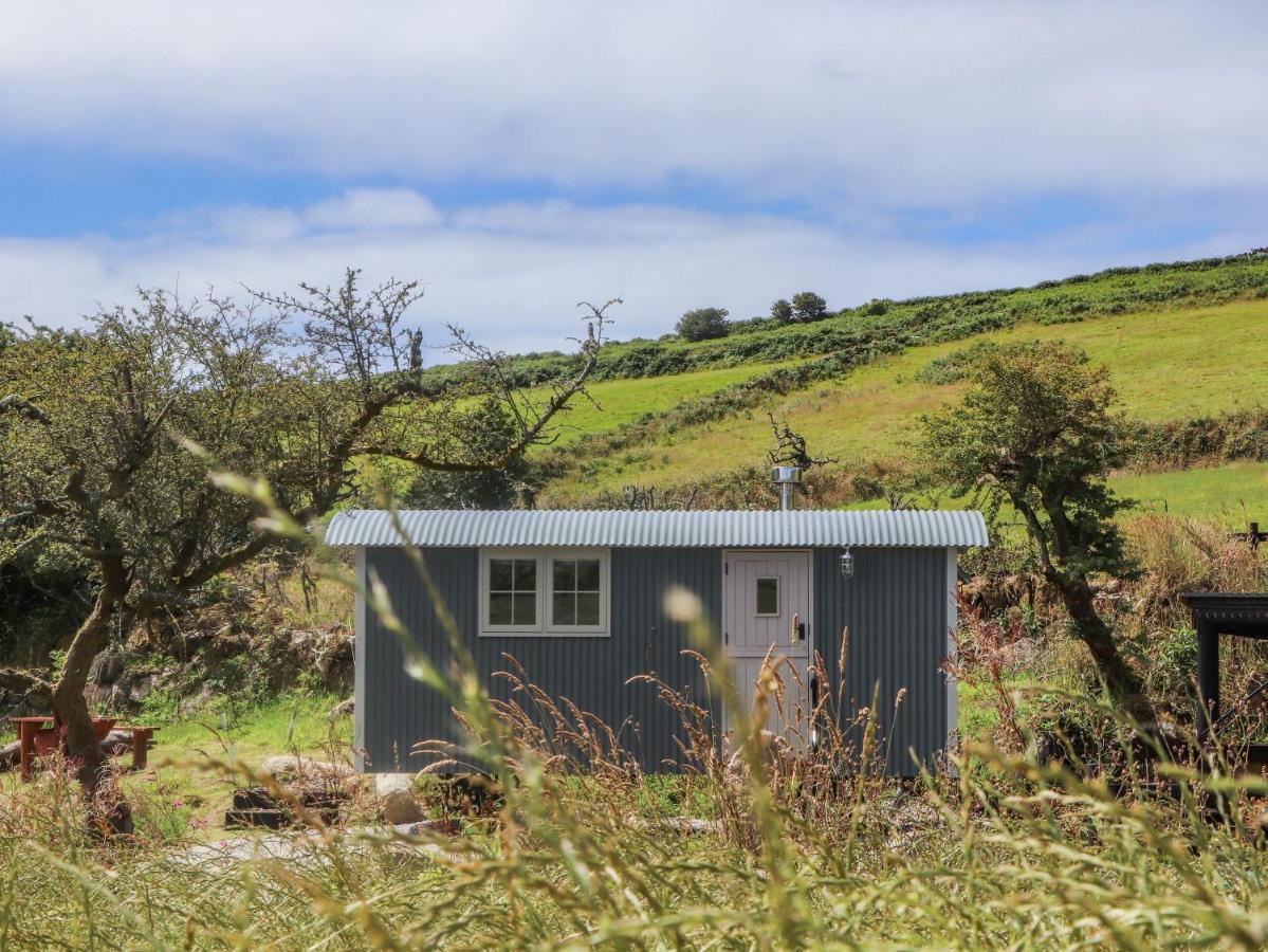 Bosulla Shepherds Hut Penzance Bagian luar foto